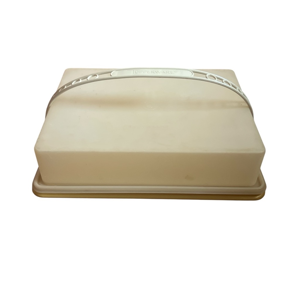 Tupperware | Vintage Rectangular Cake Taker Carrier Keeper Harvest Gold